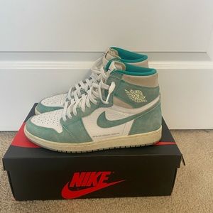 Air Jordan 1 Retro High OG Turbo Green